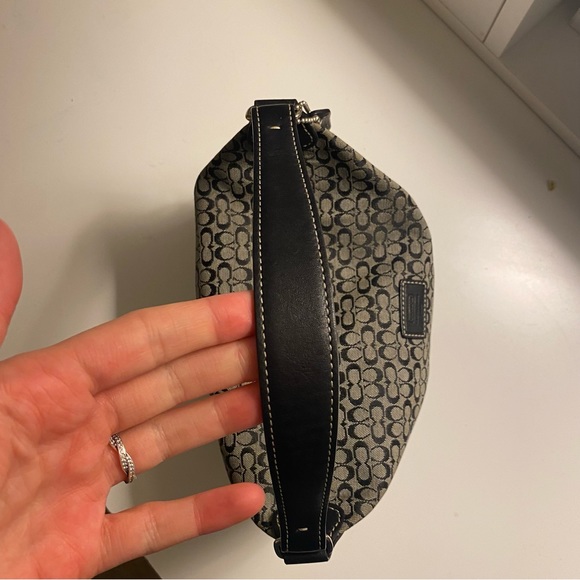 Coach Purse - Picture 6 of 7